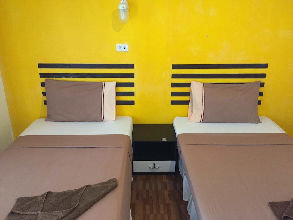 Coco's Guesthouse 9/66