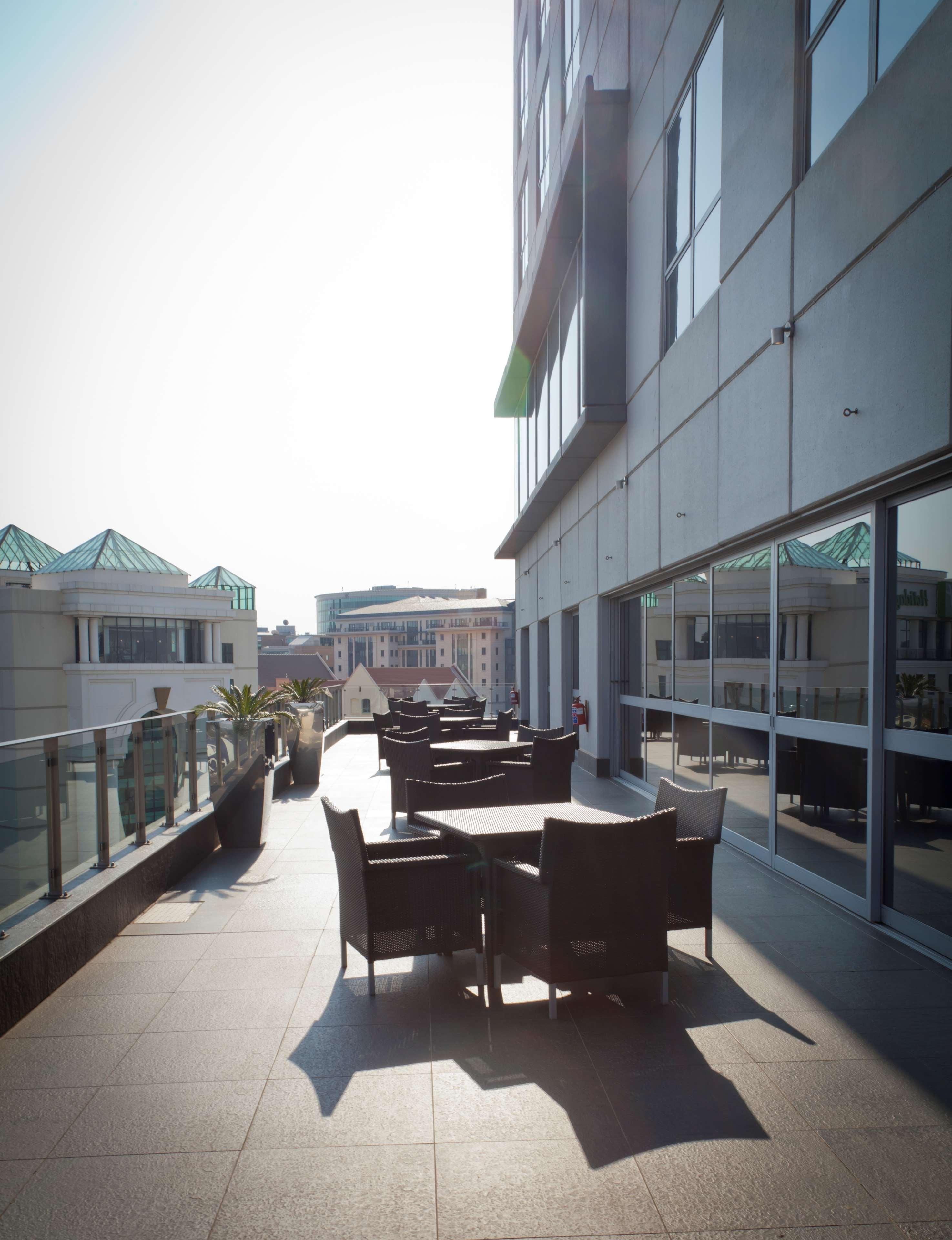 RADISSON BLU HOTEL SANDTON 46/50