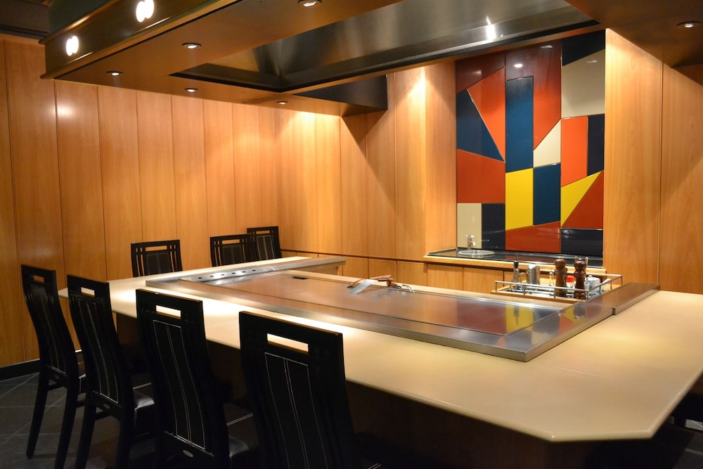 Okura Akademia Park Hotel 62/75