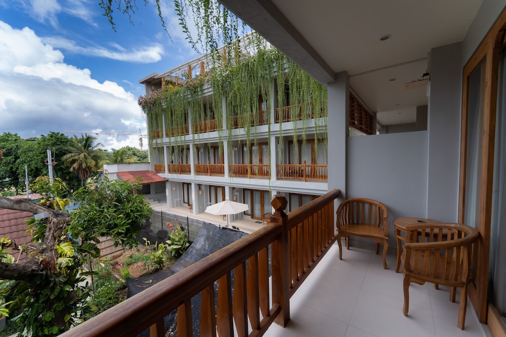 Komodo Lodge 33/47