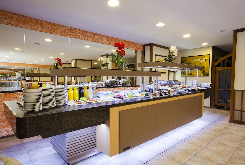 restaurant-cafeteria