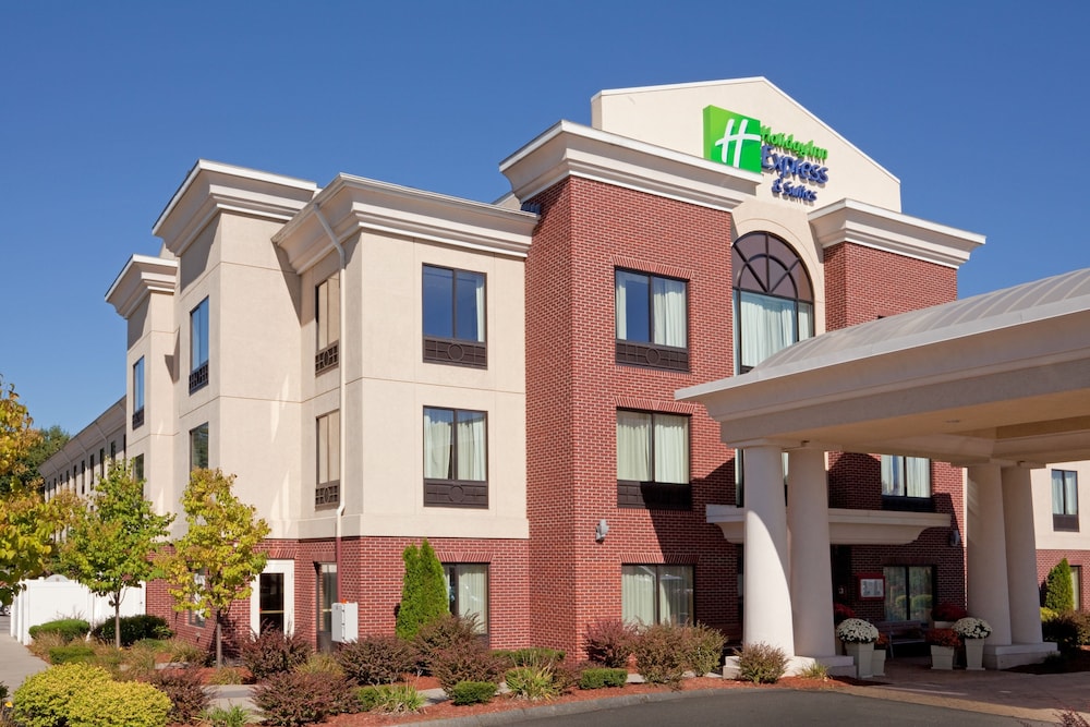 Holiday Inn Express Hotel And Suites Manchester Airport 1/72