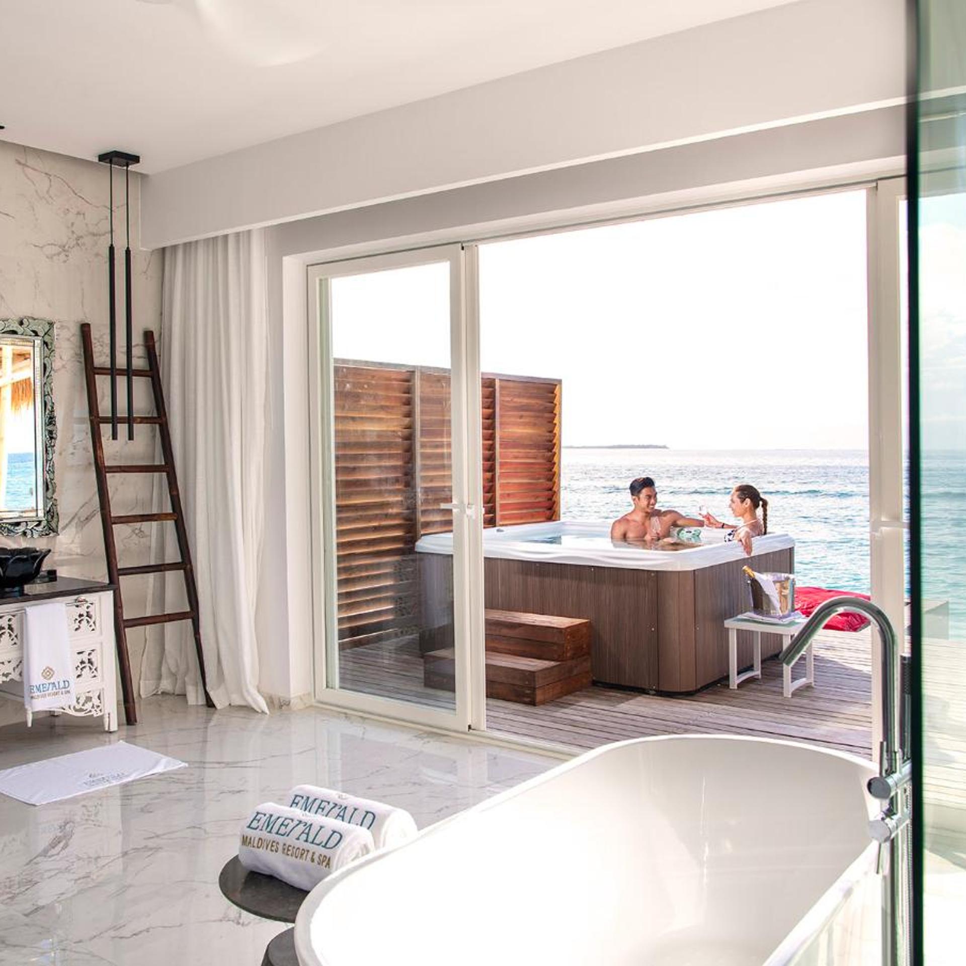 Water Villa, Jetted Tub 5/6