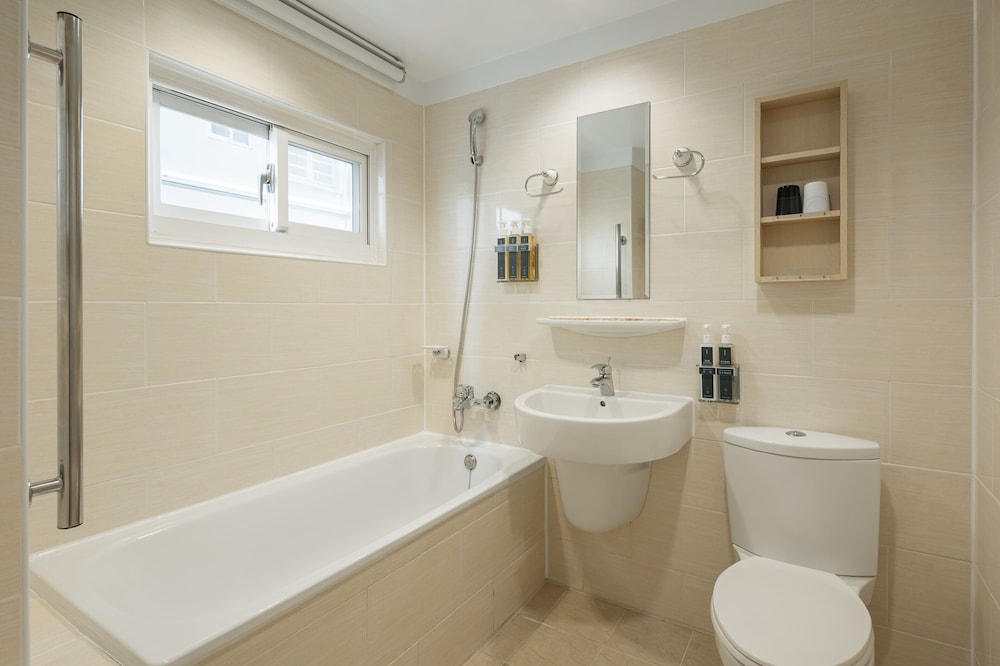 Kindness Hotel Min Sheng 56/58