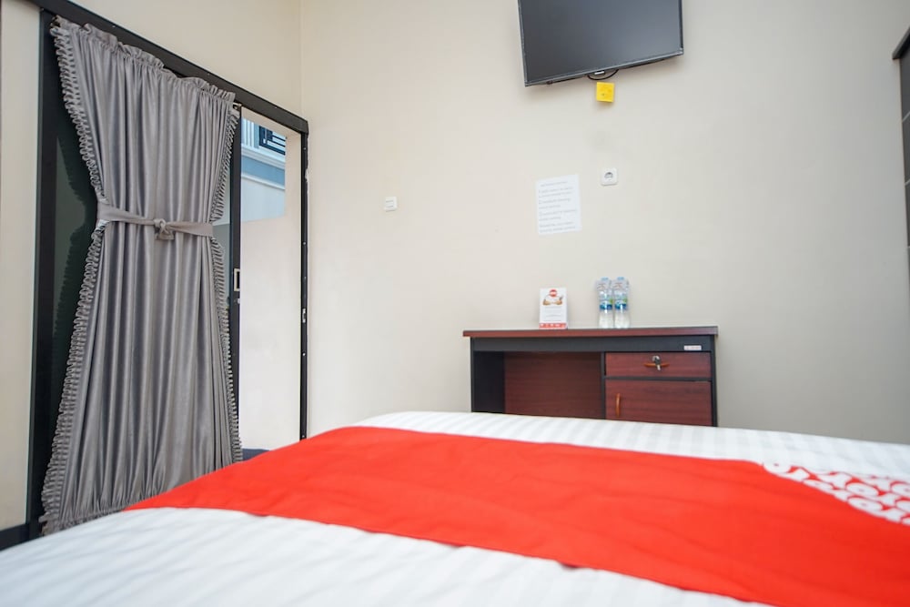 Oyo 247 Wisma Merdeka 11/30