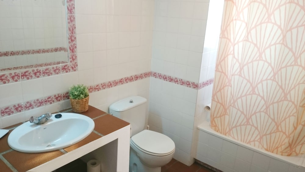Apartamentos Turisticos La Mundial 48/48