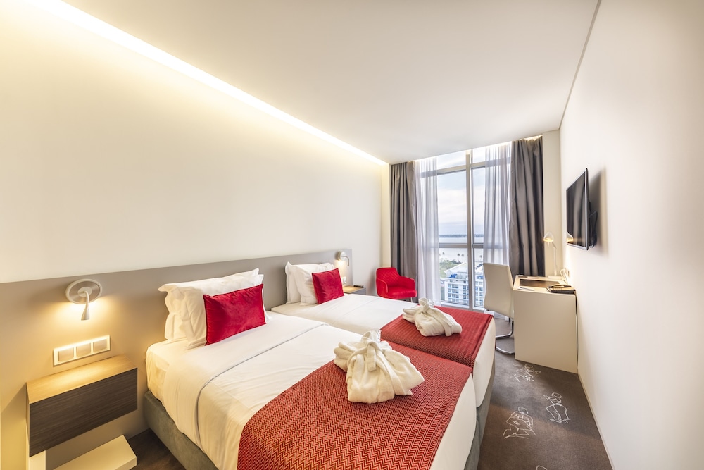 Melia Maputo Sky 2/66