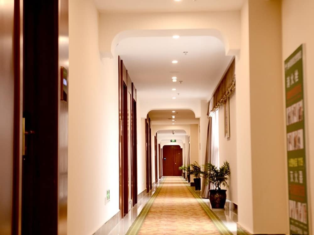 GreenTree Inn Xuancheng Ningguo City East Ningyang Road RT Mart Express Hotel 16/25
