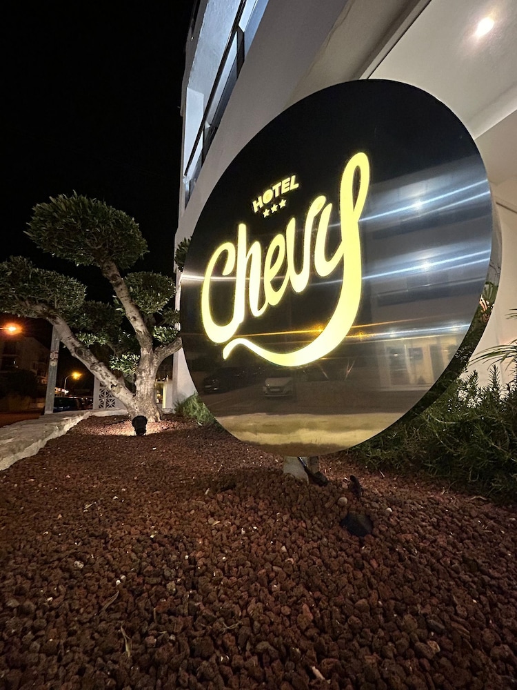 Hotel Chevy & Suites 29/37