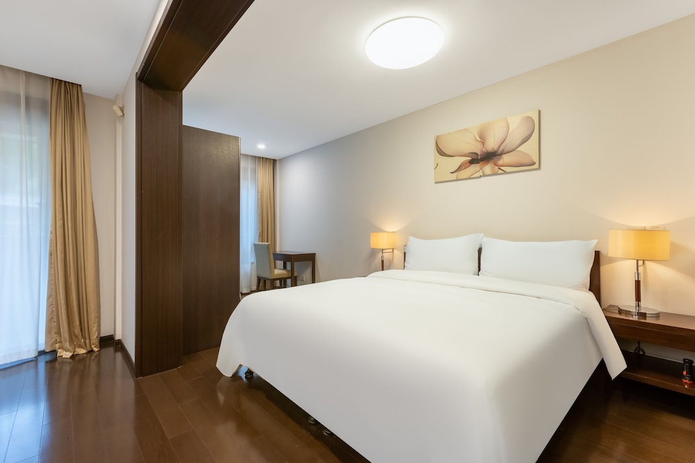 1 BEDROOM, DELUXE, APARTMENT