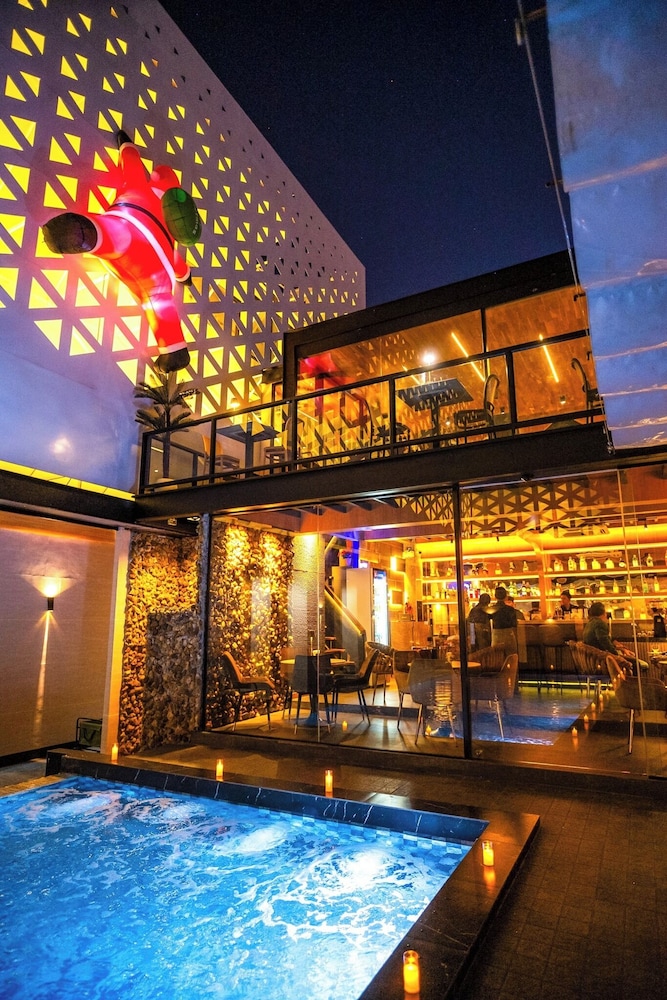 Diamond Hotel Buriram 10/21