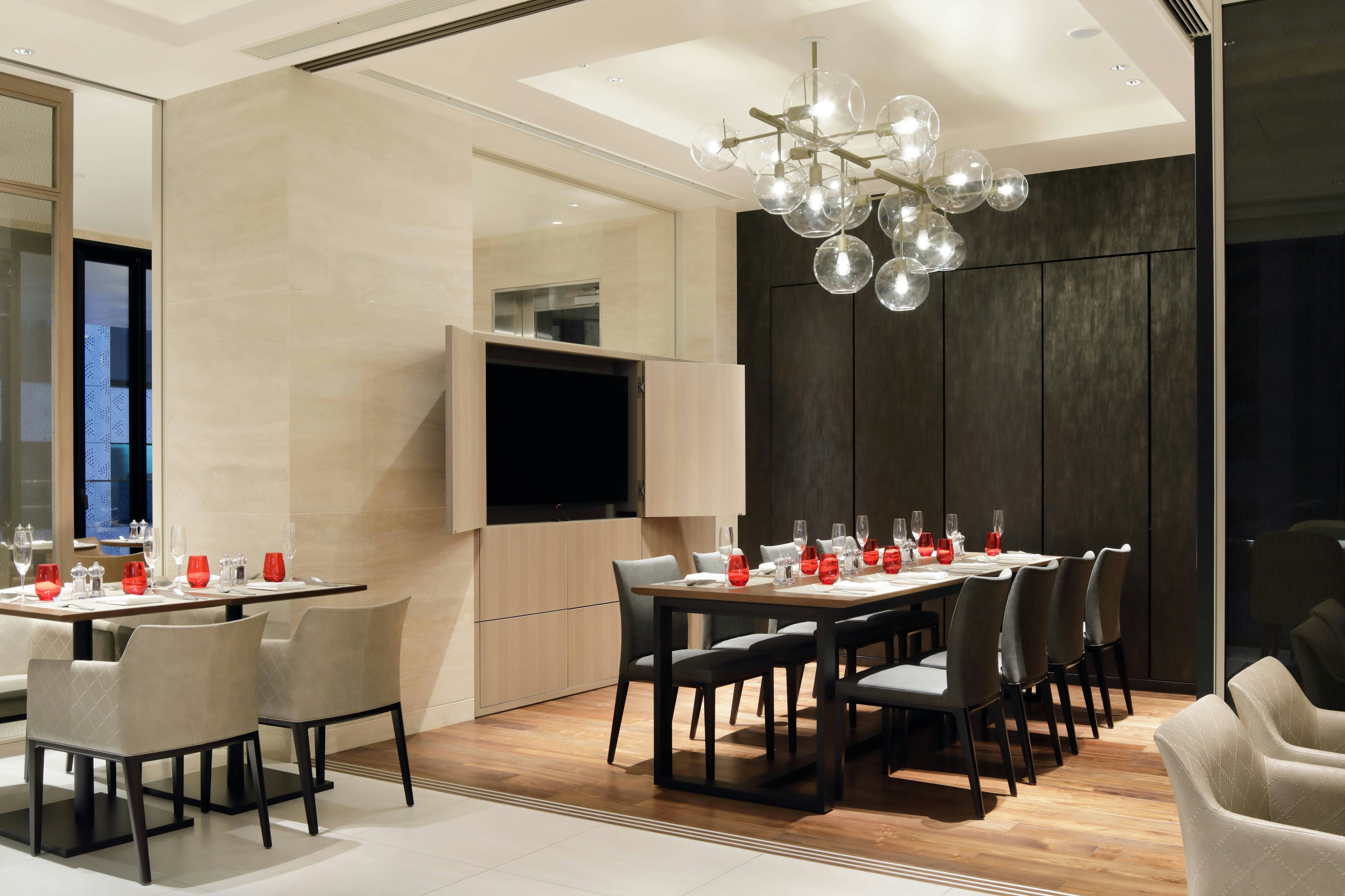 Courtyard By Marriott Osaka Honmachi 43/47