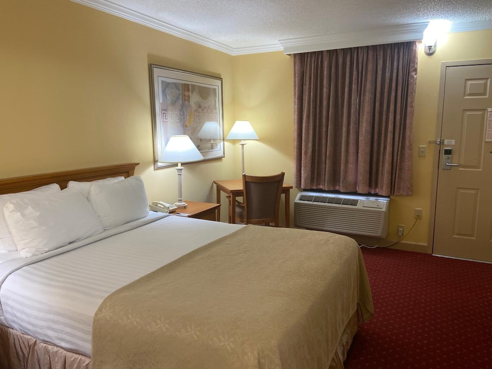 BEST WESTERN BRYSON INN 8/23