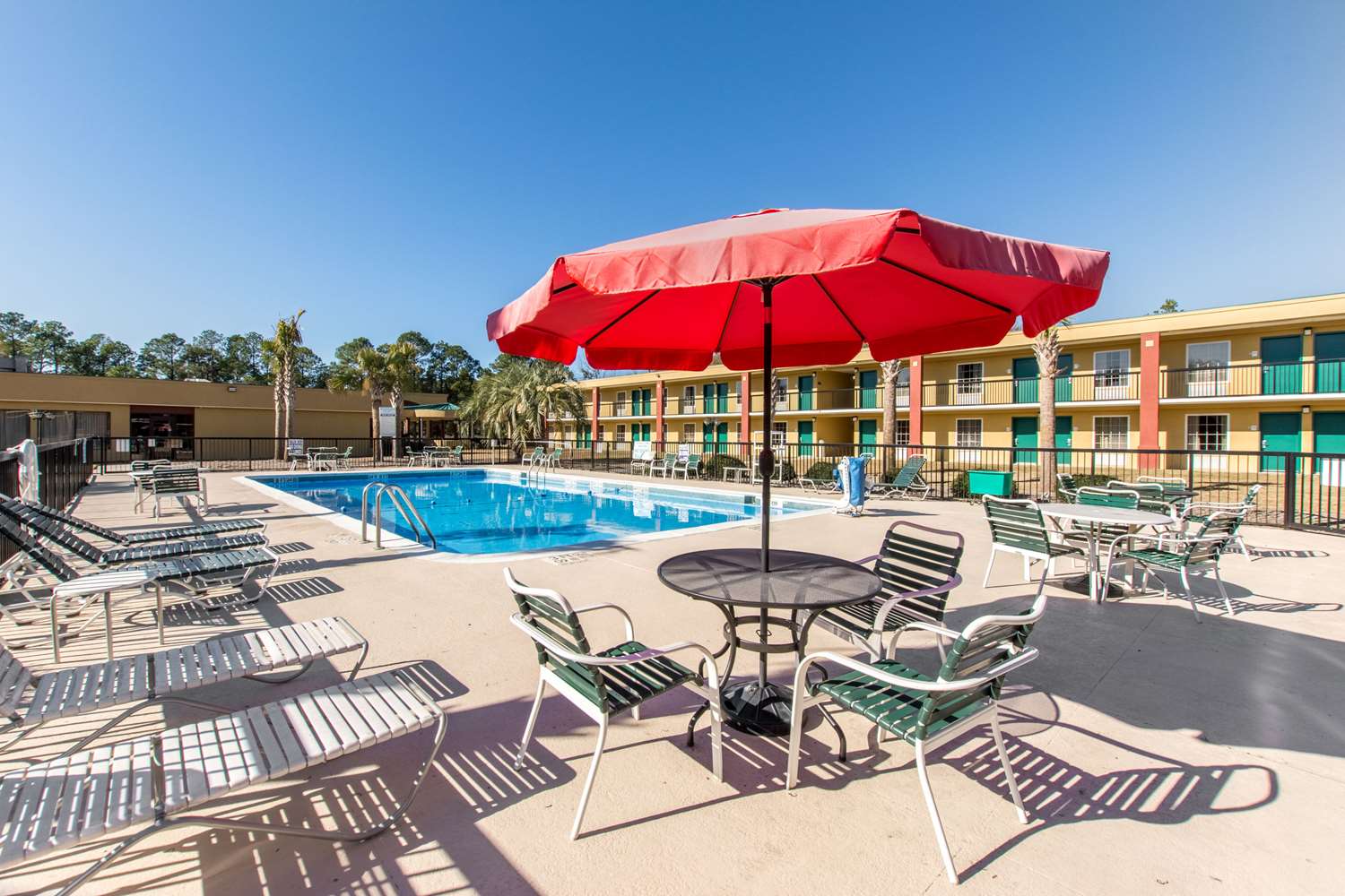 Clarion Inn Columbia Airport 22/23