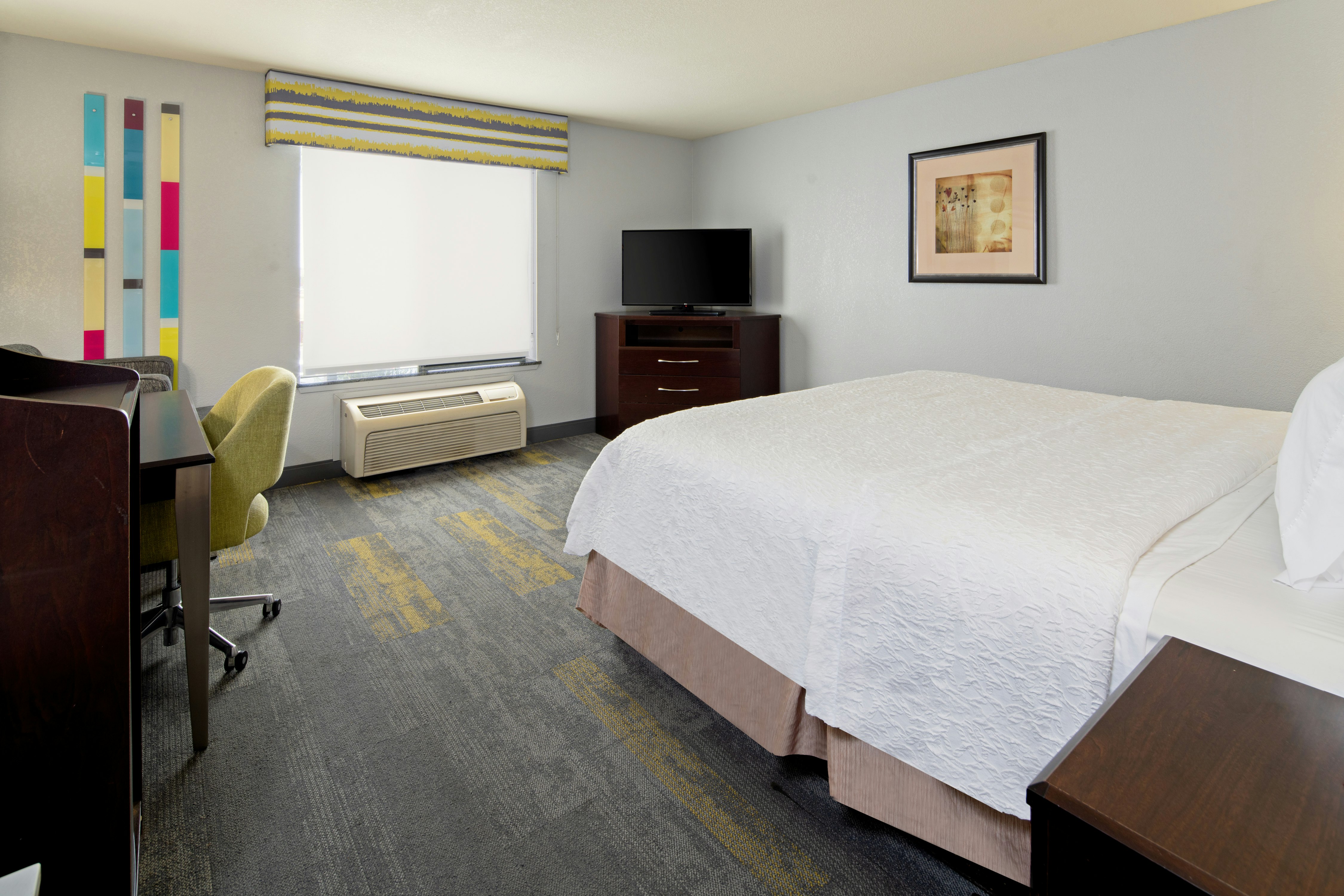 ROOM, KING BED