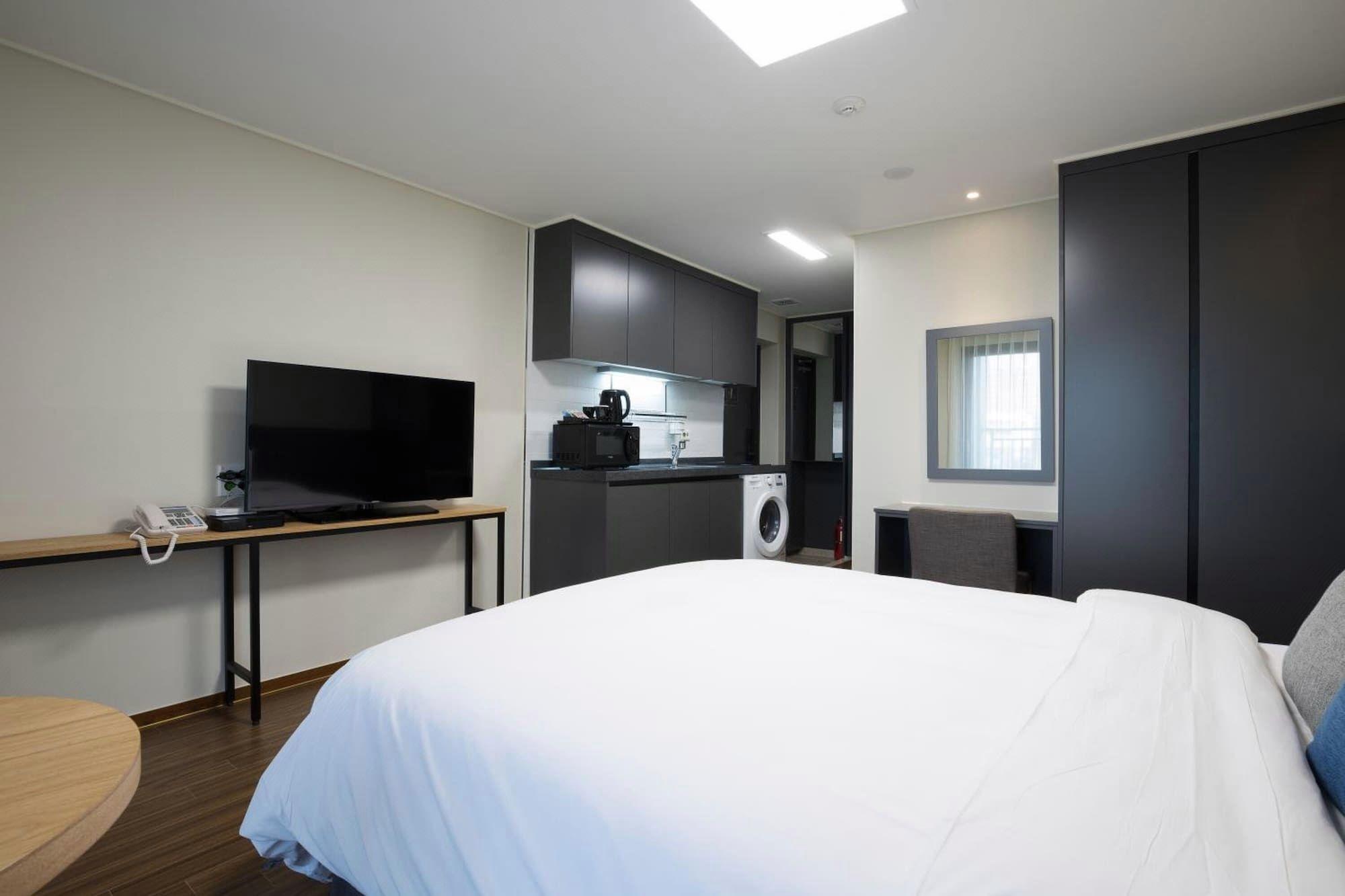 New Songtan Hotel 7/28