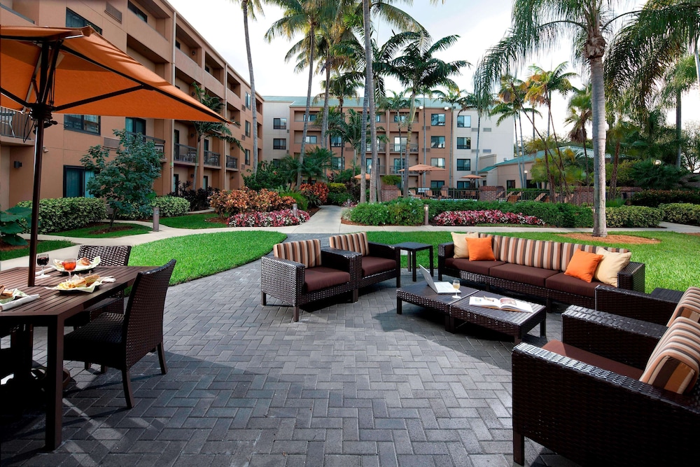 Sonesta Select Miami Lakes 3/42