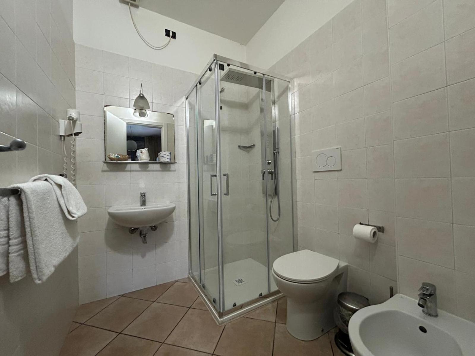 Albergo Salerno 46/50