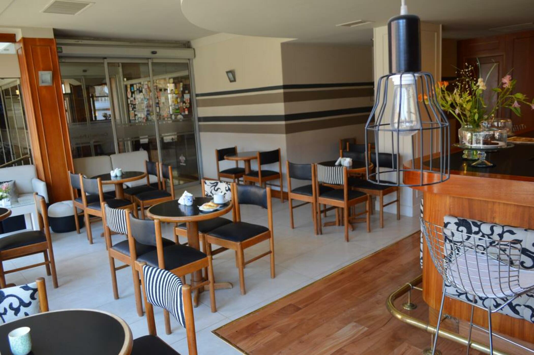 Rayentray Hotel 18/26