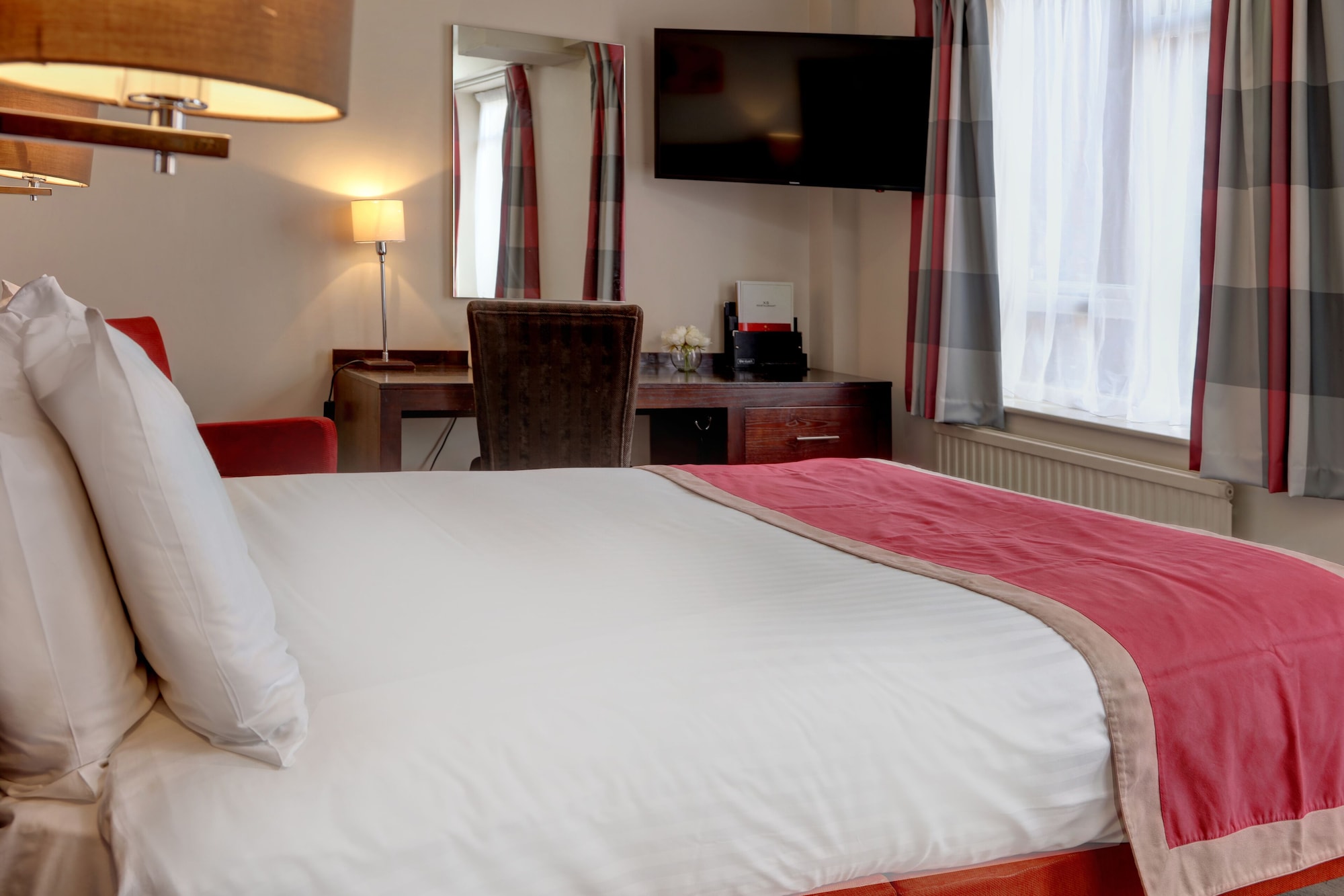 STANDARD, DOUBLE BED, ACCESSIBLE