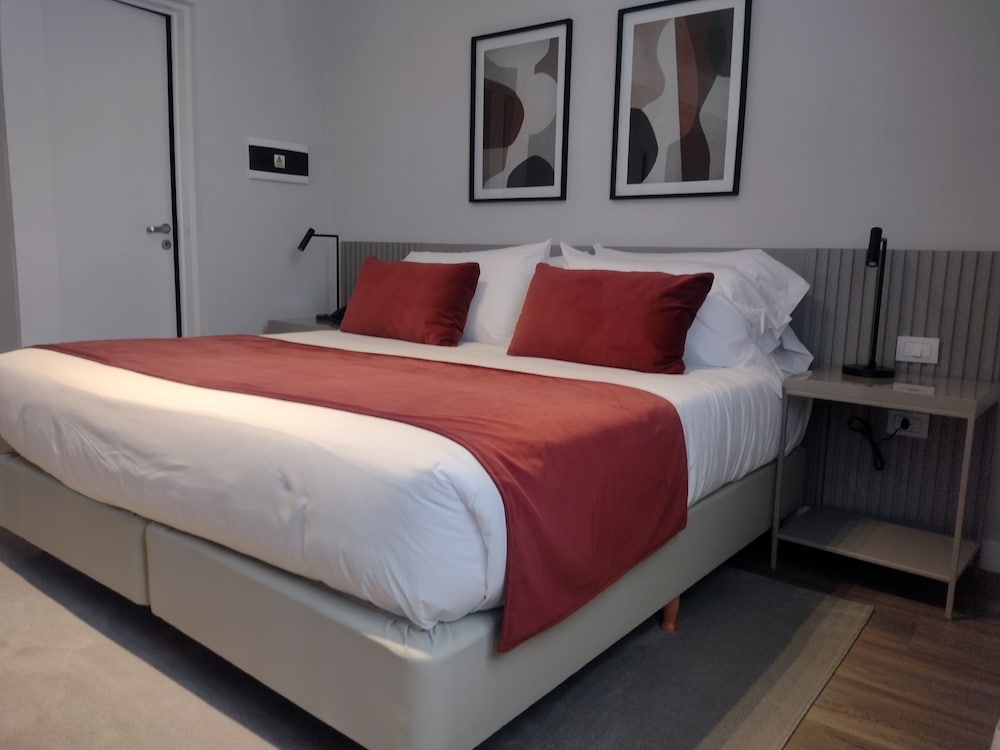 Deluxe, Triple, Double Bed, Sofa