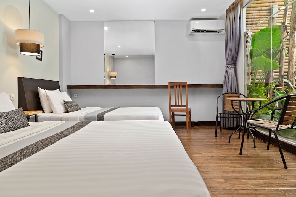 Hotel Five.S 30/78