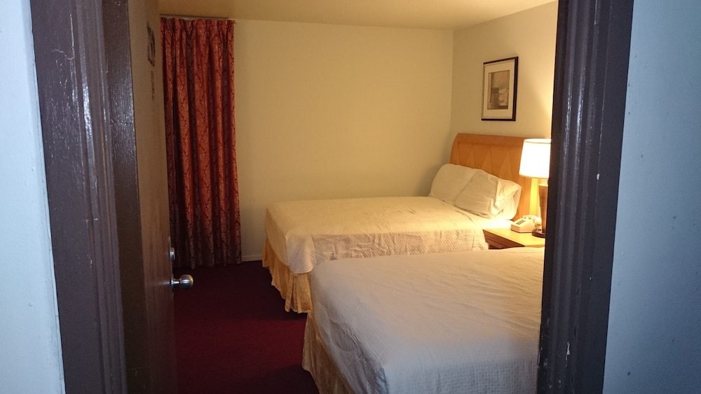 Greenview Inn Riverhead 10/68