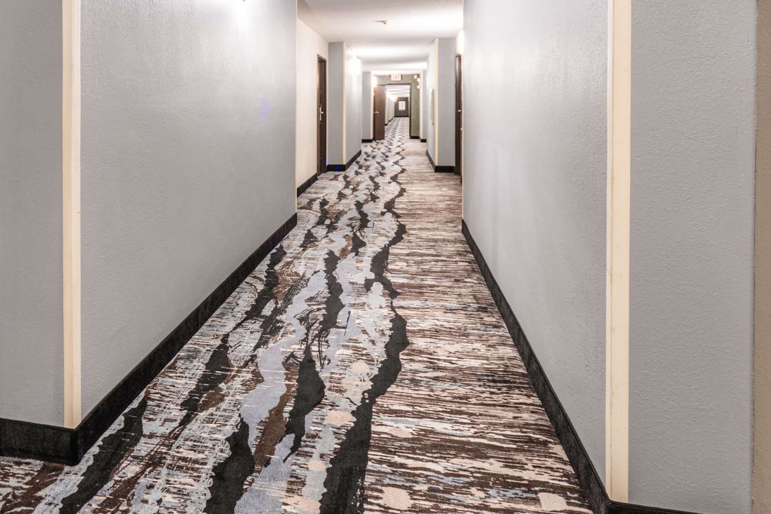 Quality Inn & Suites Danville East 21/26