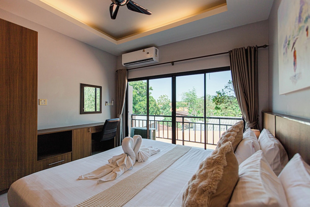 Happy Eight Resort Phuket 17/45