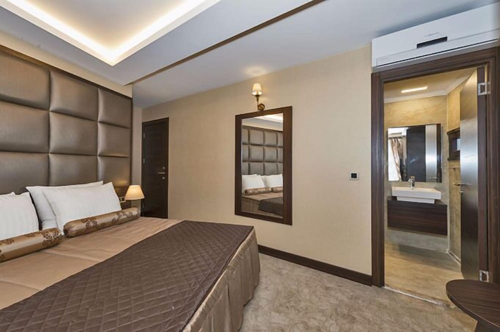 Rayelin Hotel Old Town 17/50