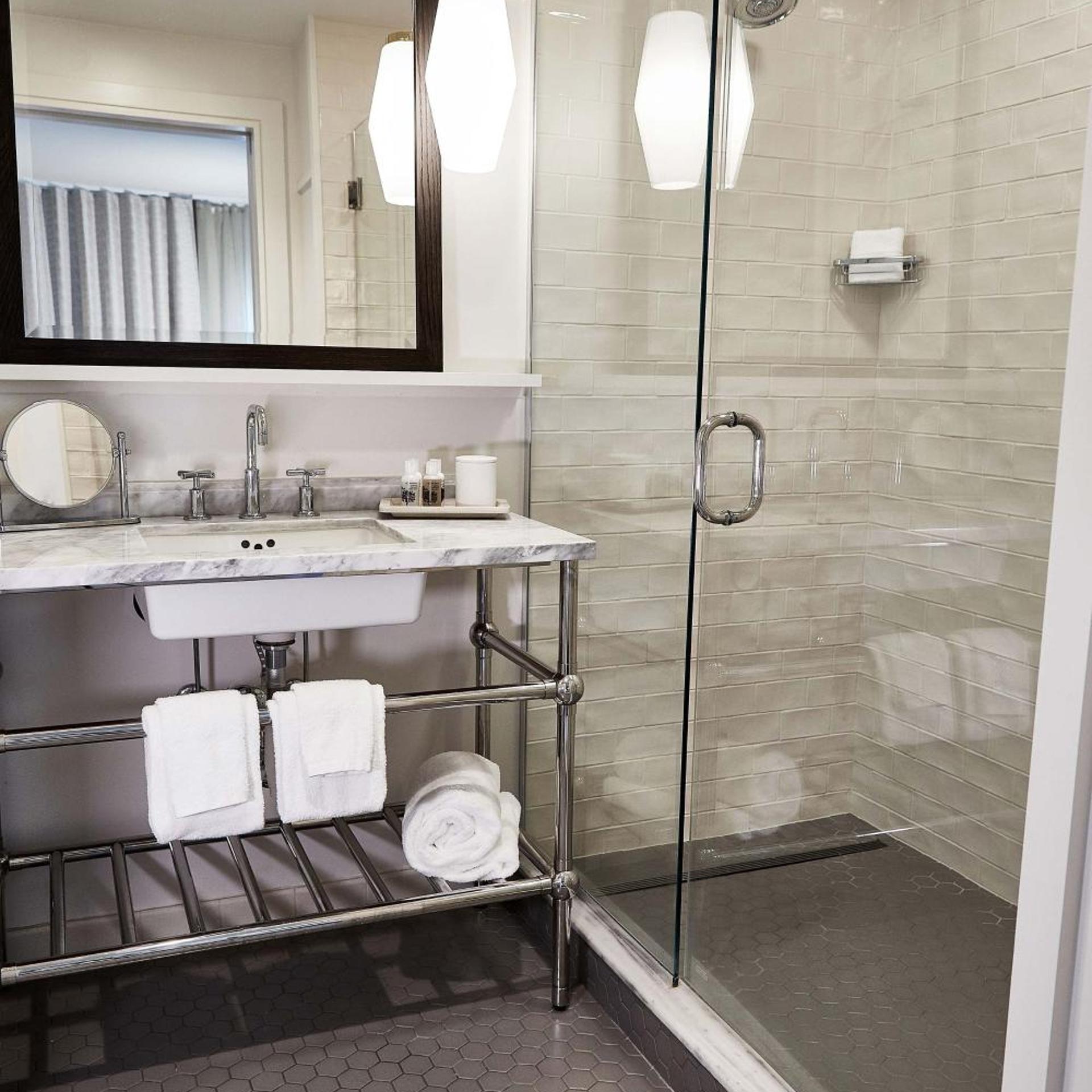 1 Bedroom, Suite, King Bed, The Alida, Savannah, a Tribute Portfolio Hotel 2/3