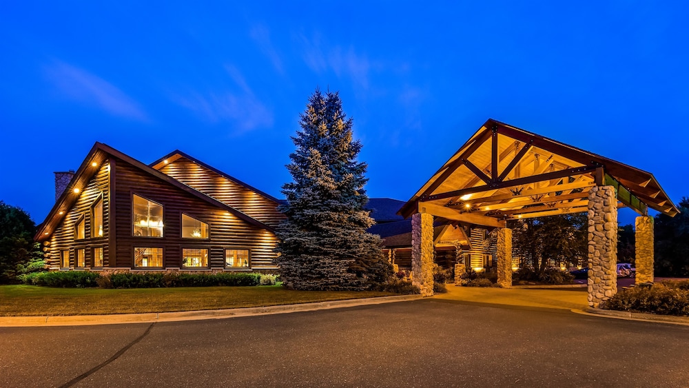 Best Western Northwoods Lodge 1/39