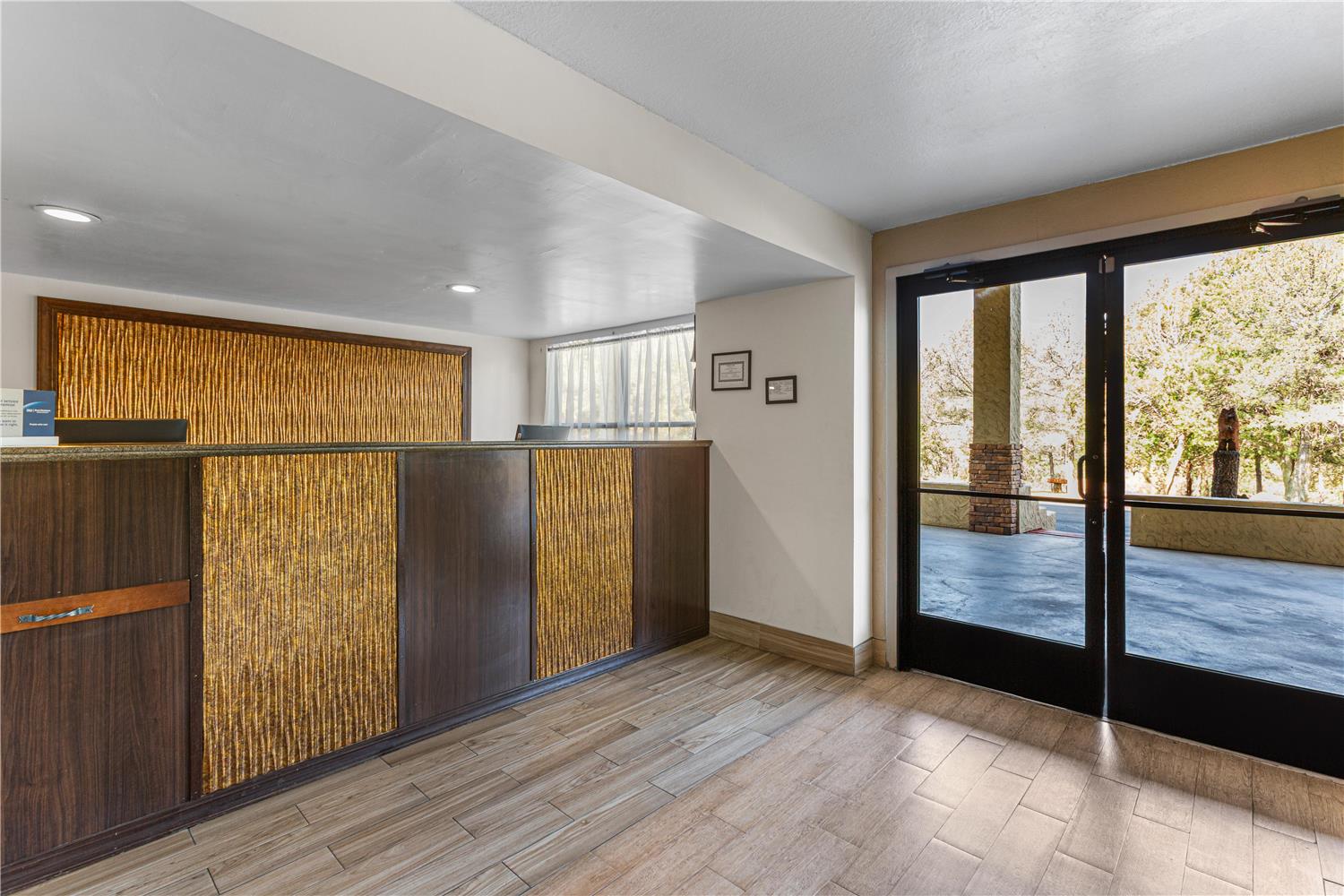 Best Western Pine Springs Inn 3/13