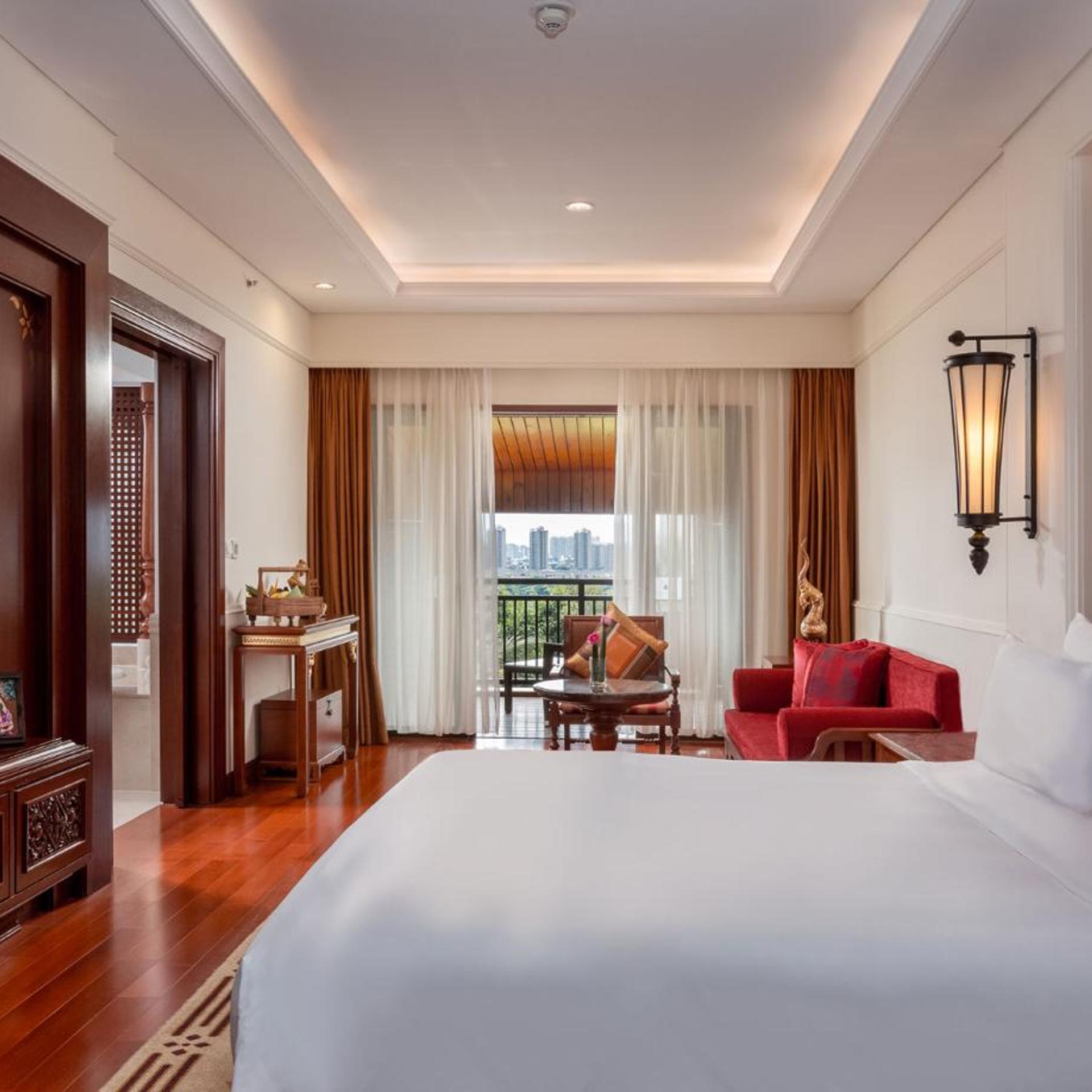 1 Bedroom, Suite, Dining Area, Lounge Access