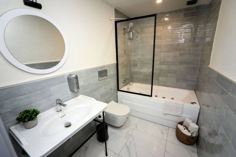 Arkem 1 Hotel 53/55