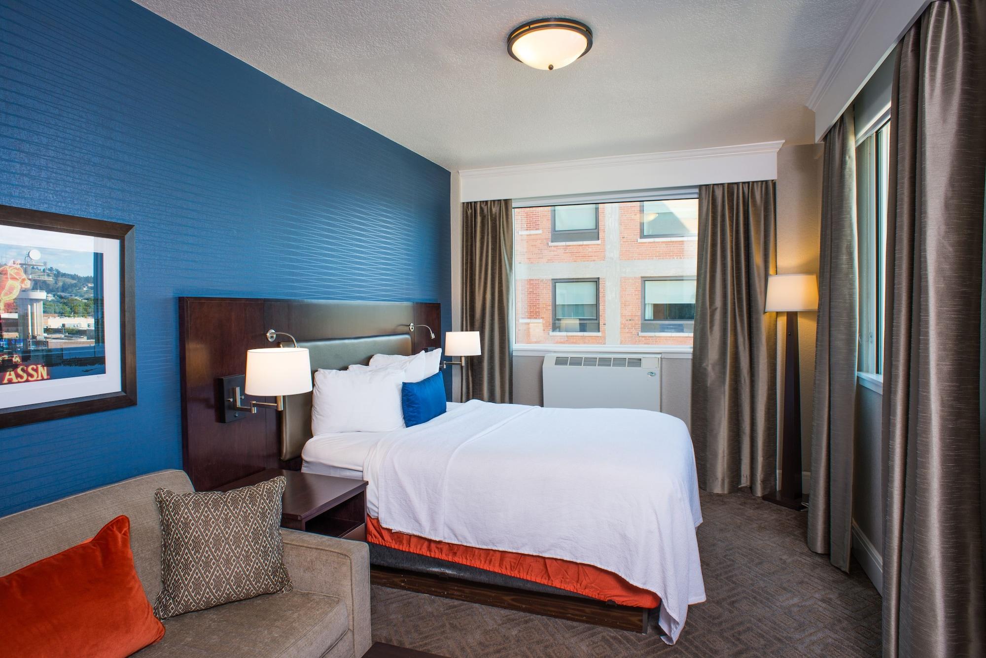 2 Bedrooms, Suite