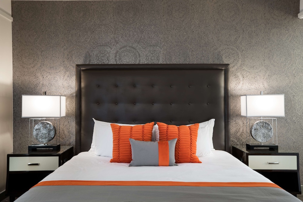 Colcord Hotel Oklahoma City, Curio Collection by Hilton 20/62