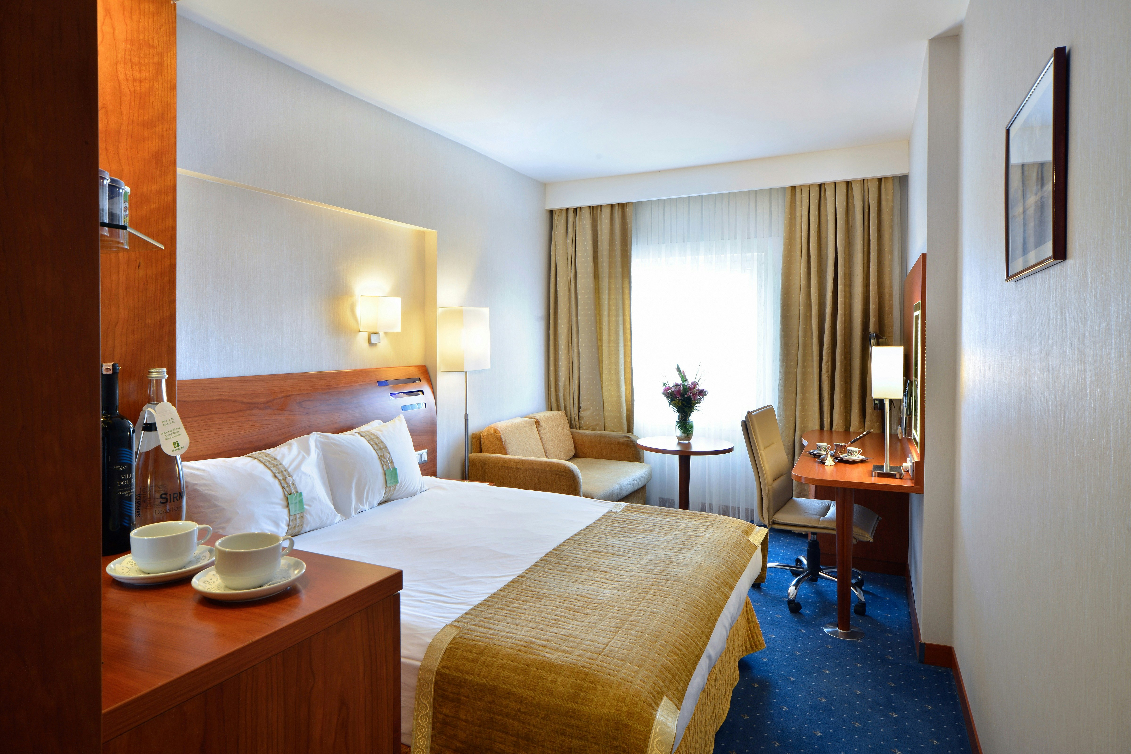 Room, Double Bed