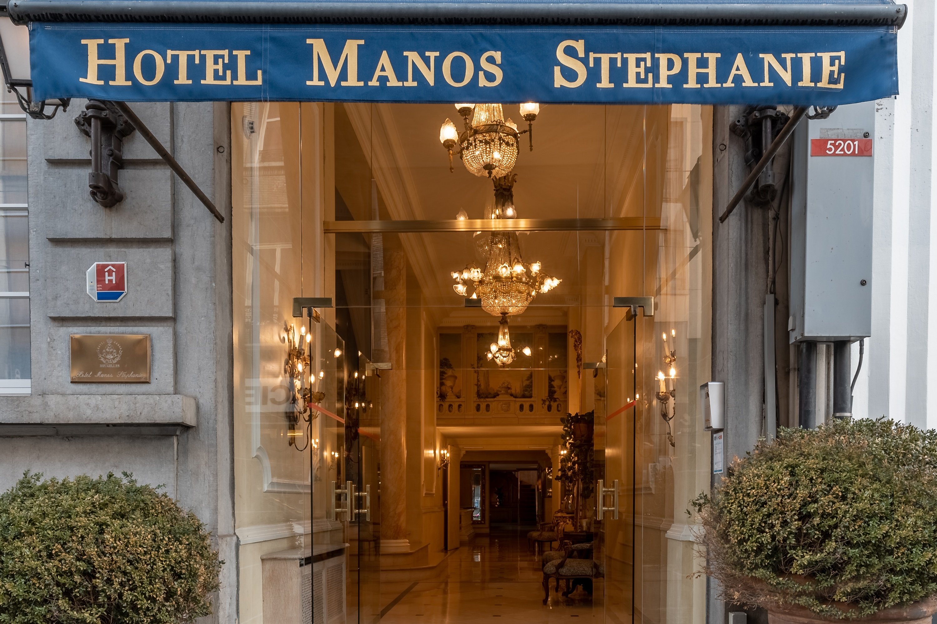 Manos Stephanie Hotel photo1