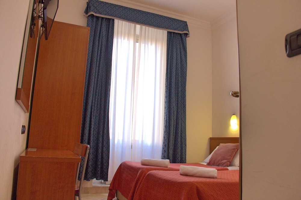 Hotel Ciao 35/69