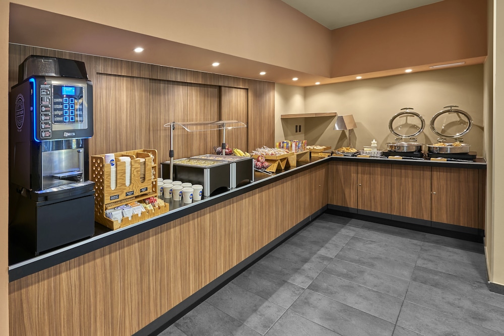 City Express Plus by Marriott Cabo San Lucas 12/69
