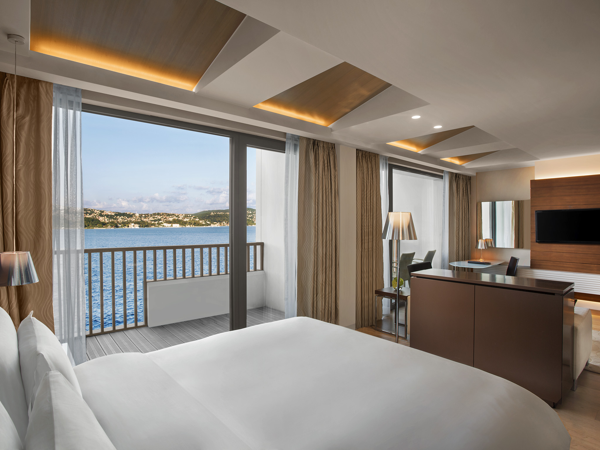 Signature Suite Bosphorus View