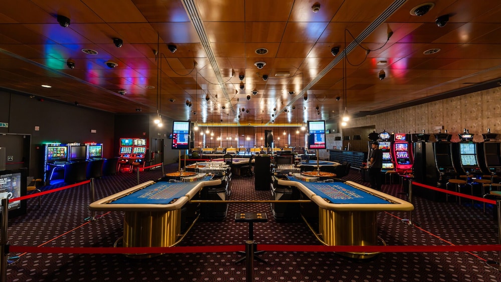 Hotel Algarve Casino 43/50