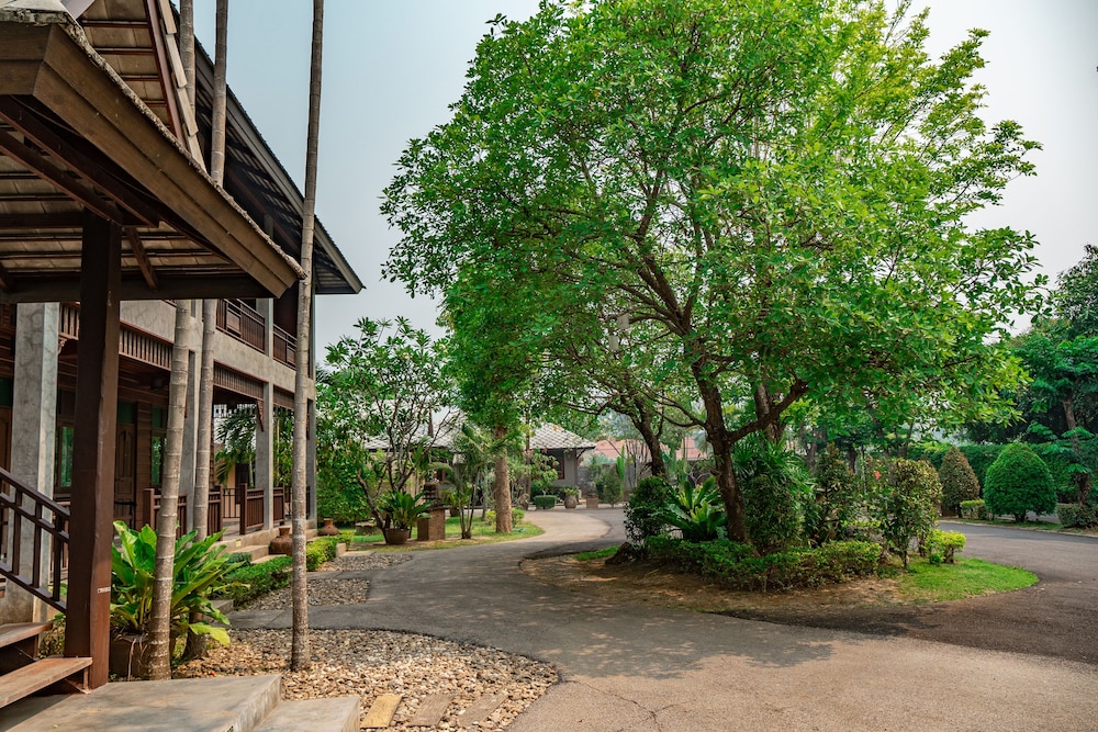 Monmuang Resort 61/74