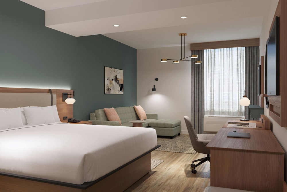 La Quinta Inn & Suites by Wyndham Tracy 12/53