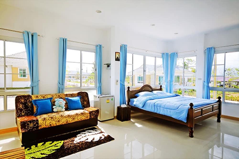 1 BEDROOM, VILLA