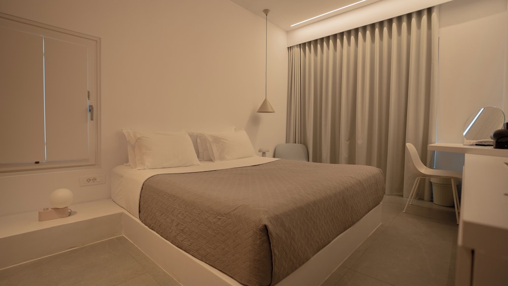 NEO SUITES 22/75