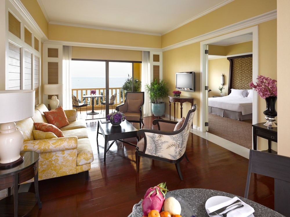 Dusit Thani Hua Hin 72/94