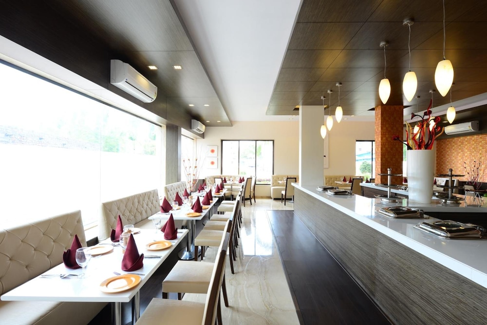 Matrix Inn Shirdi 36/46