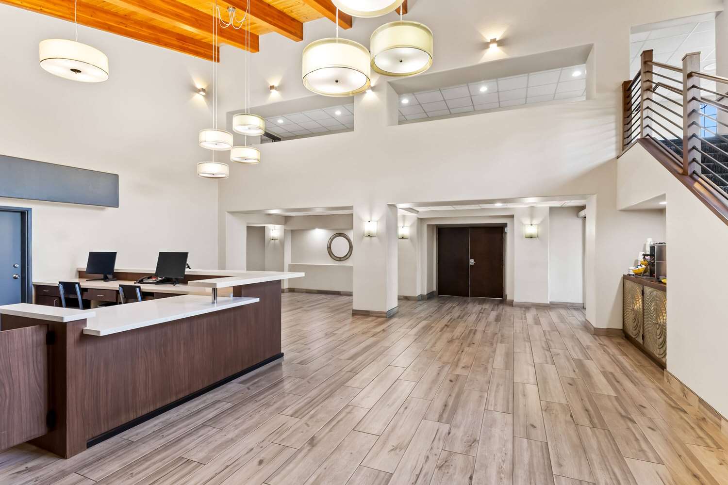 Days Inn & Suites by Wyndham Mesa Near Phoenix 7/36